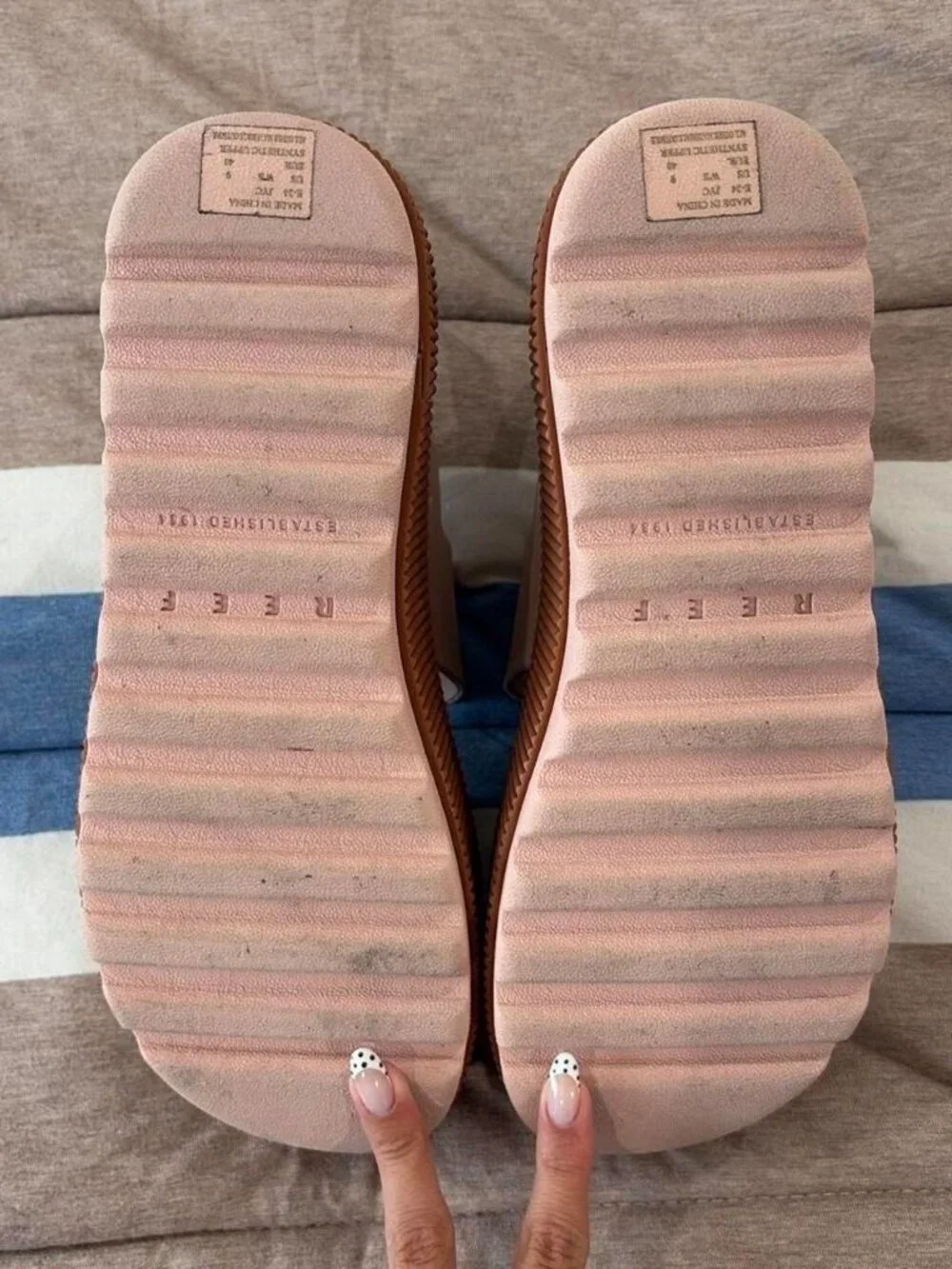Reef Women's Pink and Tan Sandals